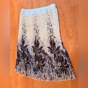 Elegant Floral Pleated Skirt - Black and White